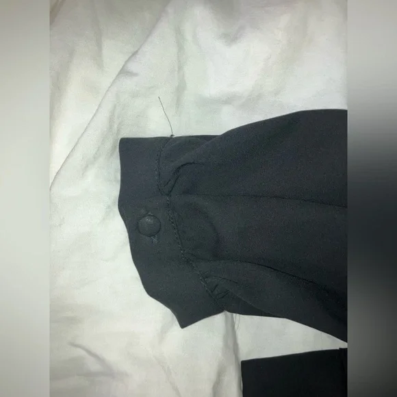 Forever 21 Plus Sizes - Forever 21+ Black long sleeve blouse - Picture 9 of 14